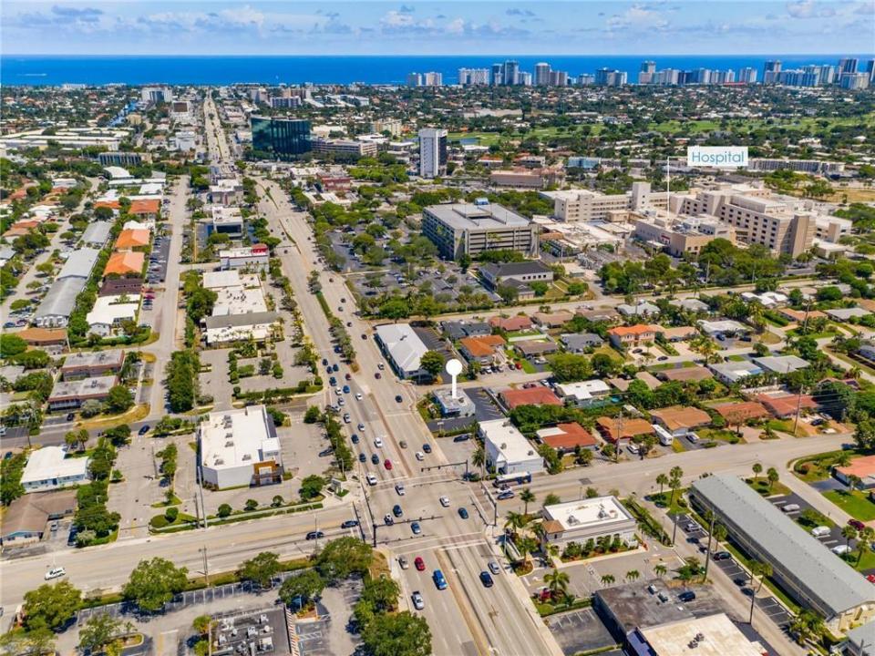 1820 E Commercial Boulevard, Fort Lauderdale, Florida 33308, USA