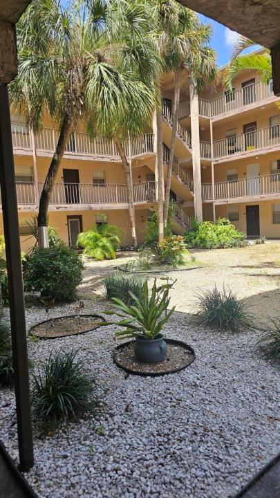 2840 Somerset Drive 418m, Lauderdale Lakes, Florida 33311, Stati Uniti