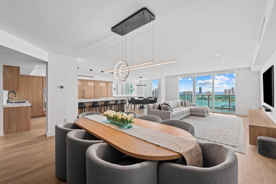 3301 NE 183rd Street 2906, Aventura, Florida 33160, Stati Uniti
