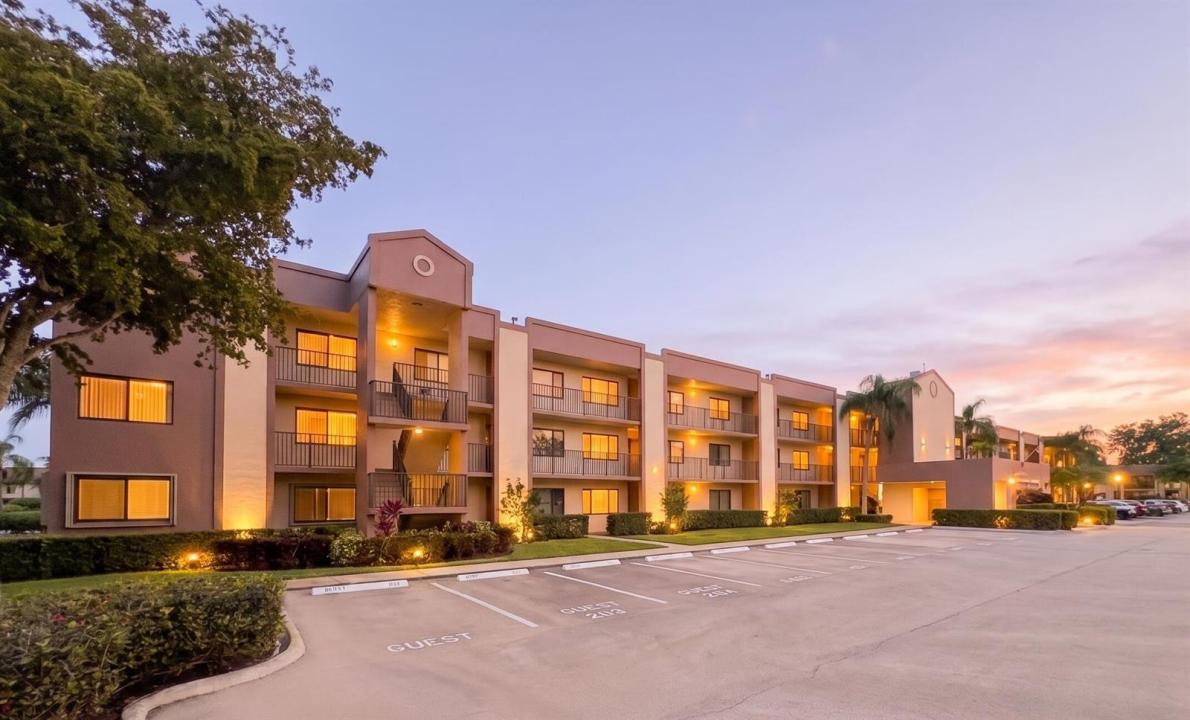 10641 W Clairmont Circle, Tamarac, Floride 33321, États-Unis