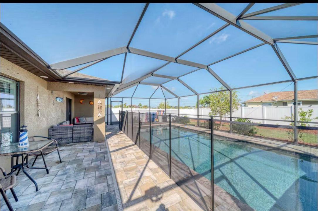 1925 SW 14th Street, Cape Coral, Flórida 33991, Estados Unidos