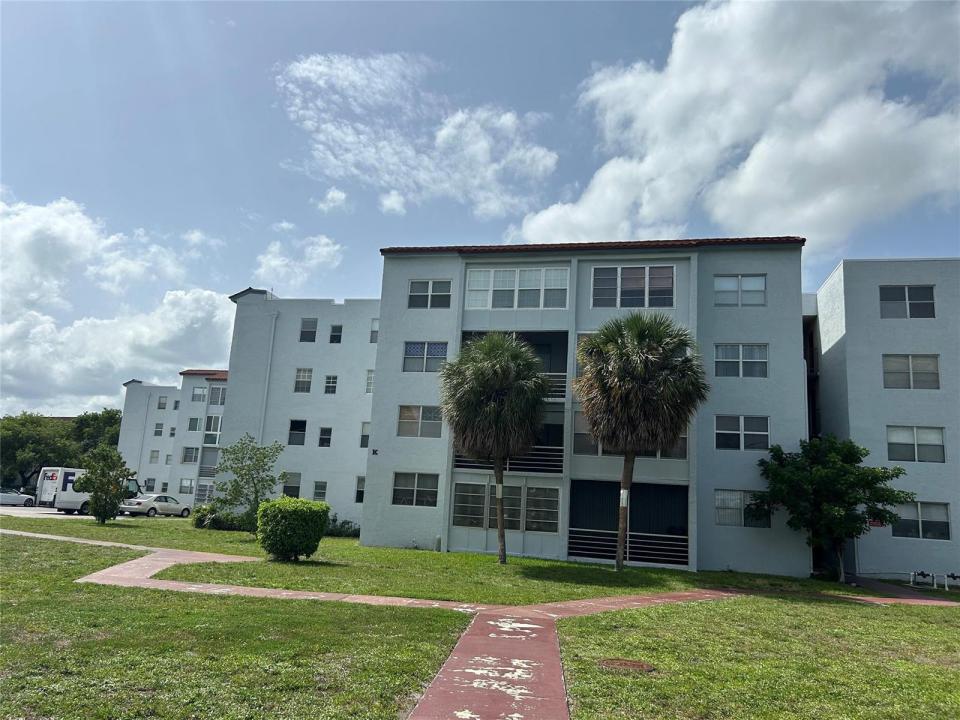 2860 Somerset Drive 311k, Lauderdale Lakes, Flórida 33311, Estados Unidos