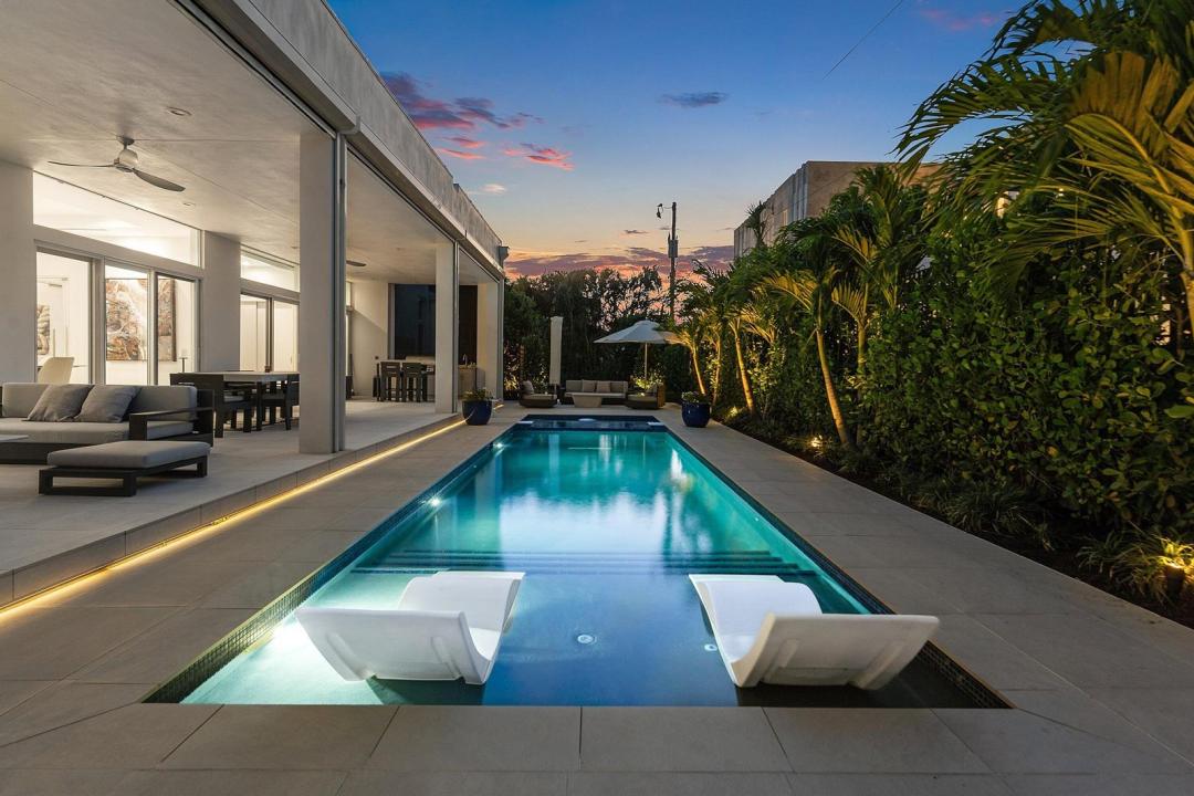 823 W Oyster Lane, Lantana, فلوريدا 33462, الولايات المتحدة