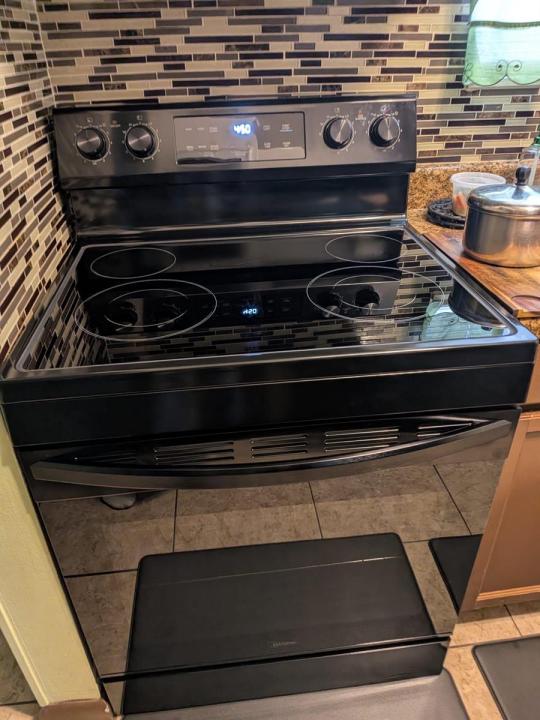 6074 Forest Hill Boulevard 101, West Palm Beach, Floryda 33415, USA