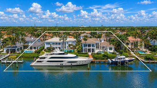 792 Harbour Isles Court, West Palm Beach, Florida 33410