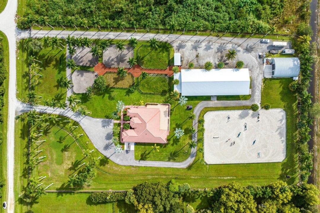 2587 Skipiks Way, Wellington, Florida 33470, USA
