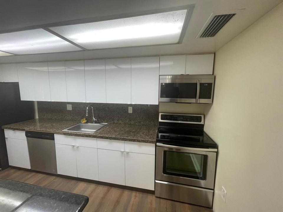 10411 N Kendall Drive B203, Miami, Florida 33176, Stati Uniti