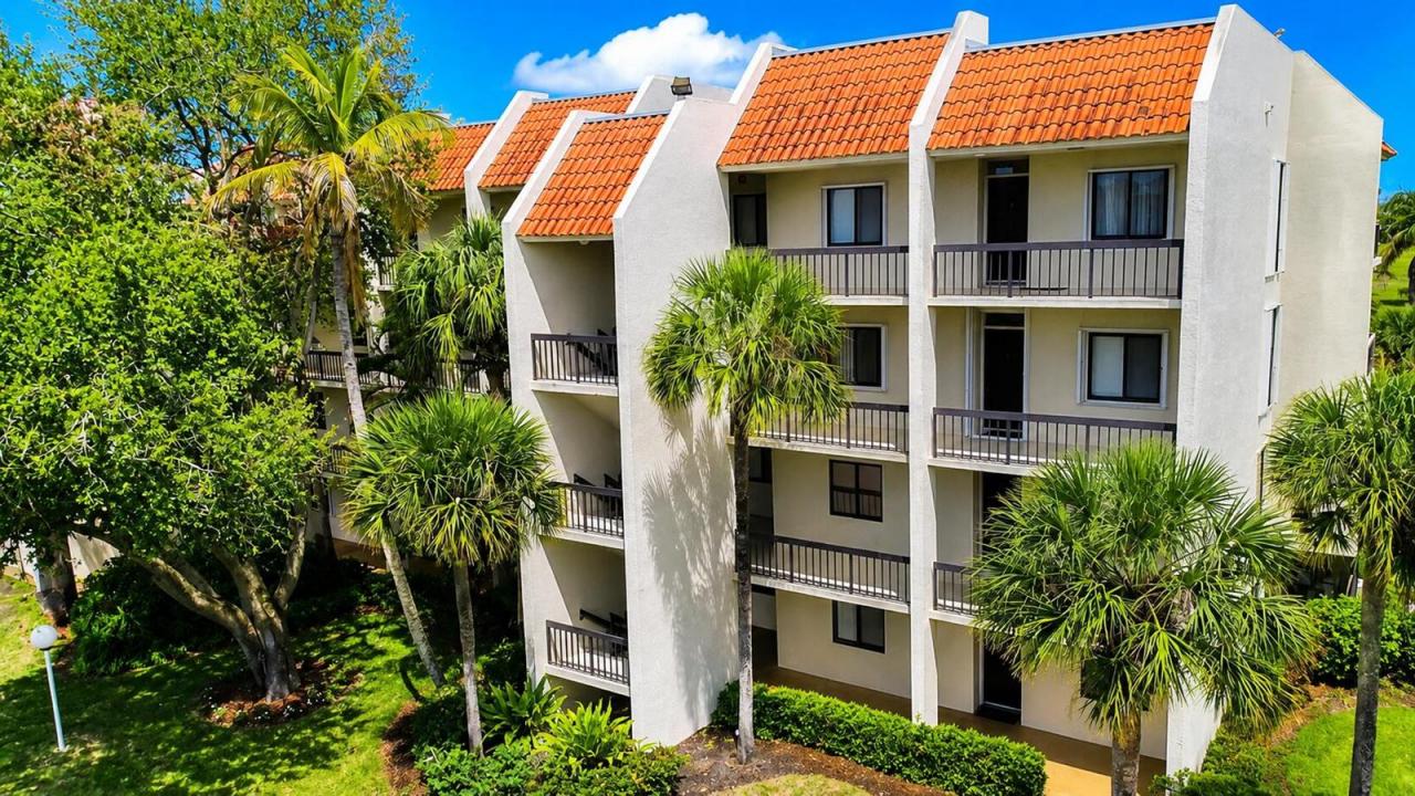 3050 Presidential Way 205, West Palm Beach, Florida 33401, Stati Uniti