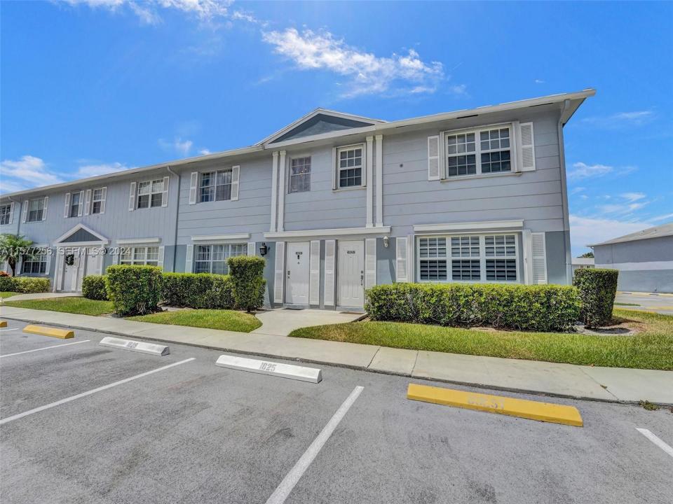 1829 SW 81st Way 5, Davie, Floride 33324, États-Unis
