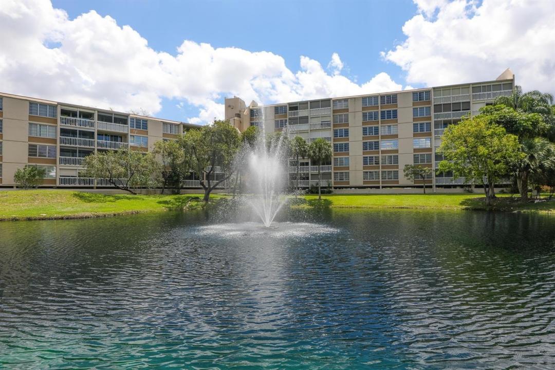 7081 Environ Boulevard 143, Lauderhill, Florida 33319, Stati Uniti