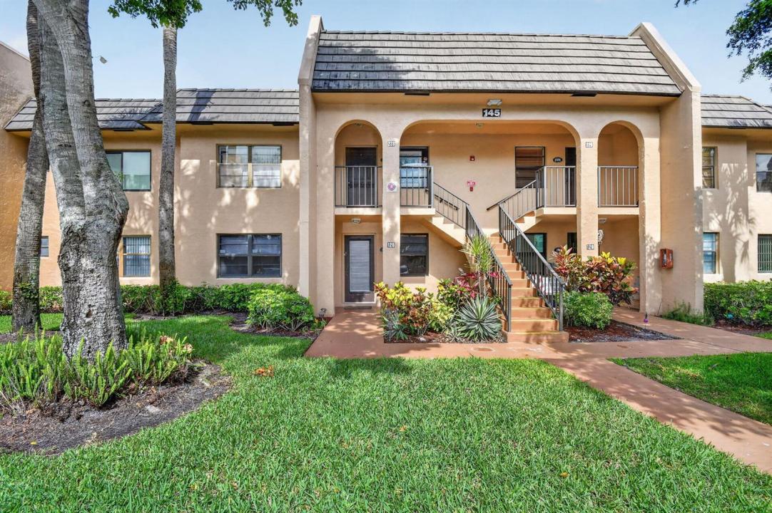 145 Lake Nancy Lane 128, West Palm Beach, Floride 33411, États-Unis