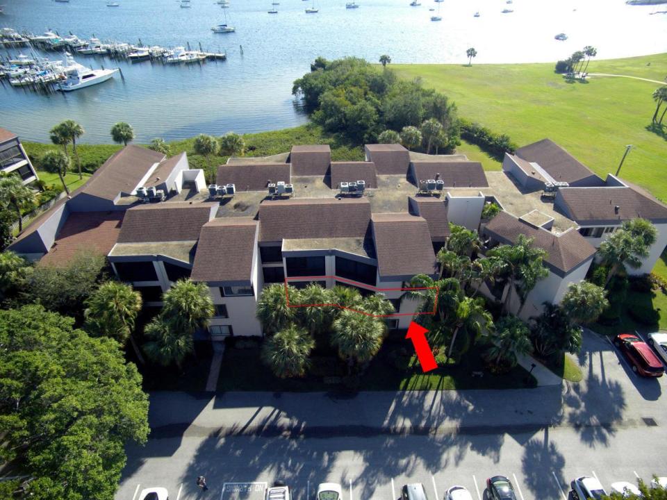 1660 Twelve Oaks Way 203, North Palm Beach, Floride 33408, États-Unis