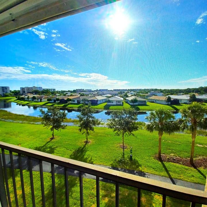 7260 Kinghurst Drive 406, Delray Beach, Floride 33446, États-Unis