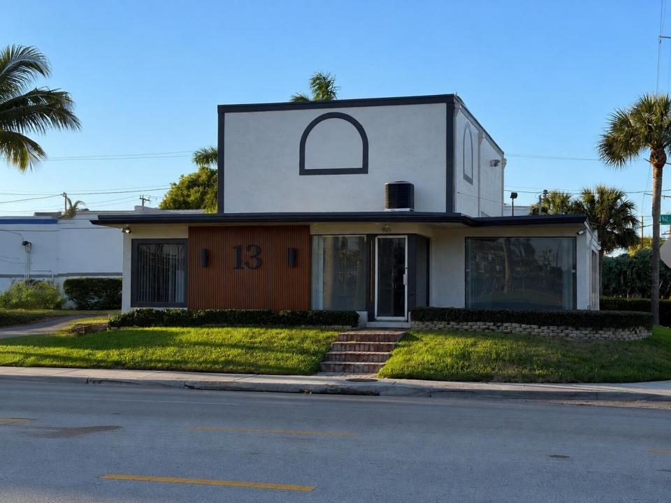 13 SW 10th Street, Deerfield Beach, Floride 33441, États-Unis
