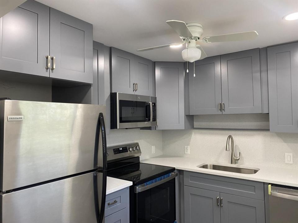 256 Mansfield G, Boca Raton, Floride 33434, États-Unis
