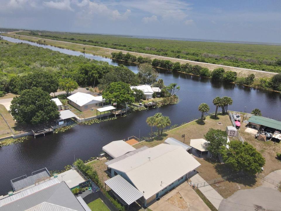 1115 Elm Street, Okeechobee, Florida 34974, Stati Uniti