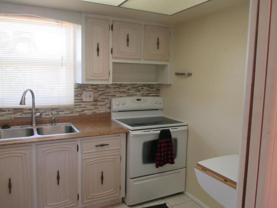 2715 Emory E Drive C, West Palm Beach, Florida 33415, Stati Uniti
