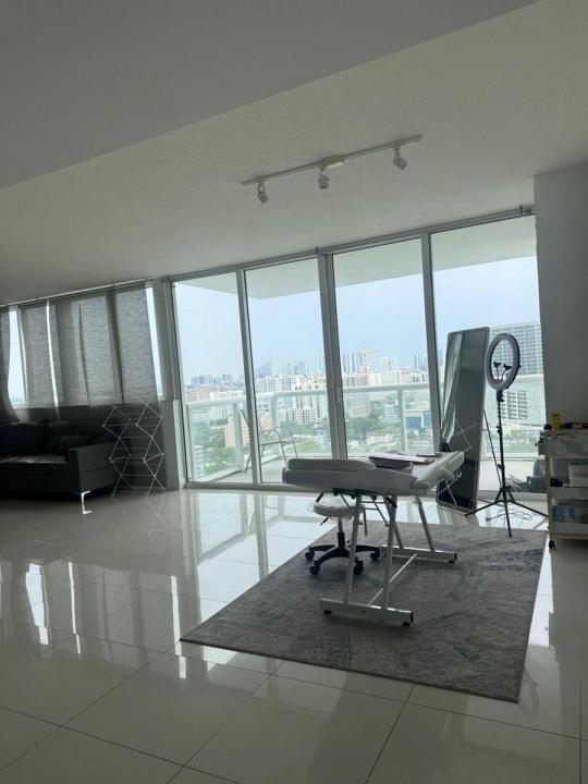 1861 NW S River Drive 2408, Miami, Floride 33125, États-Unis