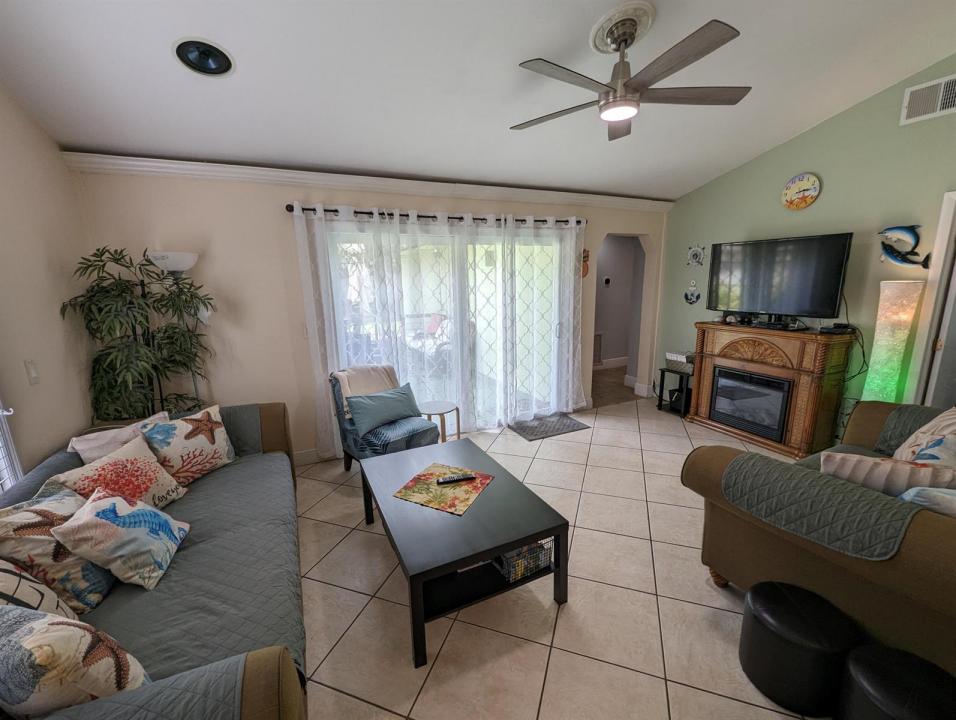 2394 Zeder Avenue, Delray Beach, Floride 33444, États-Unis