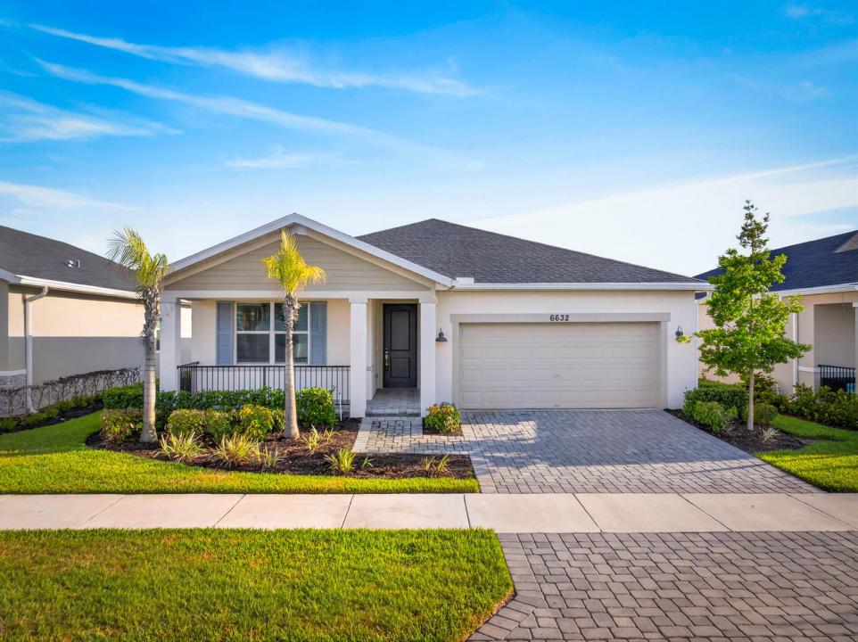 6632 NW Cloverdale Avenue, Port St. Lucie, Florida 34987, Amerika Birleşik Devletleri