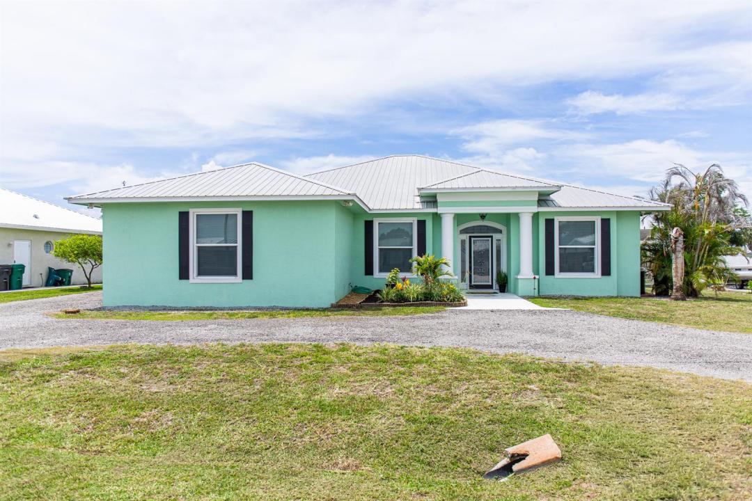 2406 SE 31st SE Street, Okeechobee, Floride 34974, États-Unis