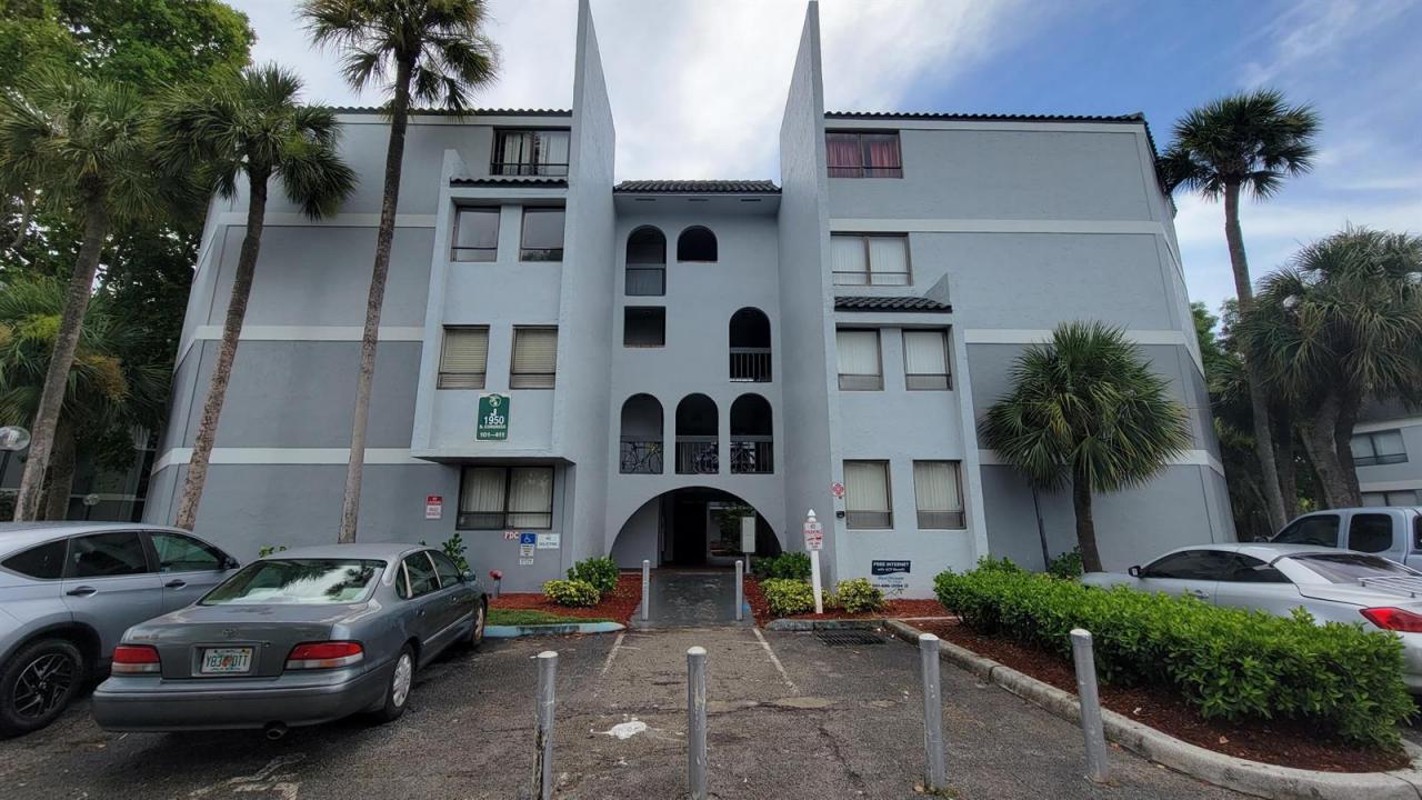 1950 N Congress Avenue 206, West Palm Beach, Floride 33401, États-Unis