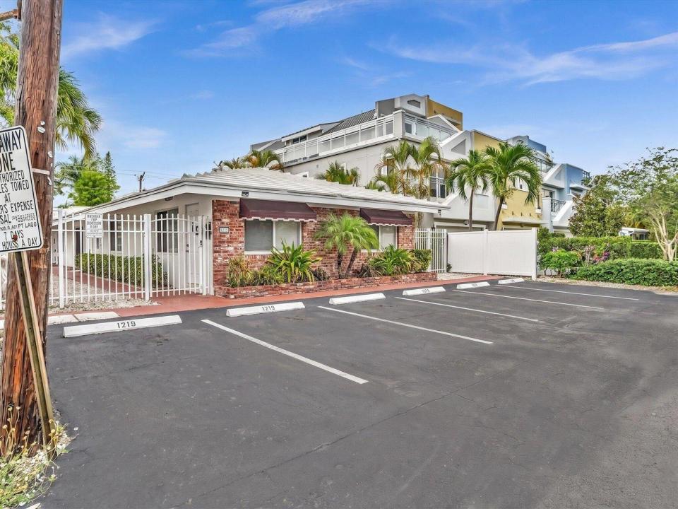 1219 NE 14th Avenue 1-5, Fort Lauderdale, Florida 33304, Stati Uniti