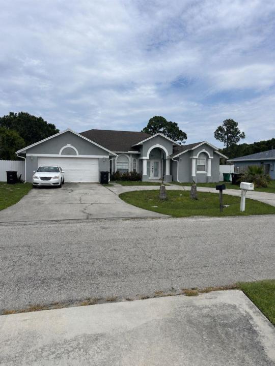 219 NW Biltmore Street, Port St. Lucie, Floride 34983, États-Unis