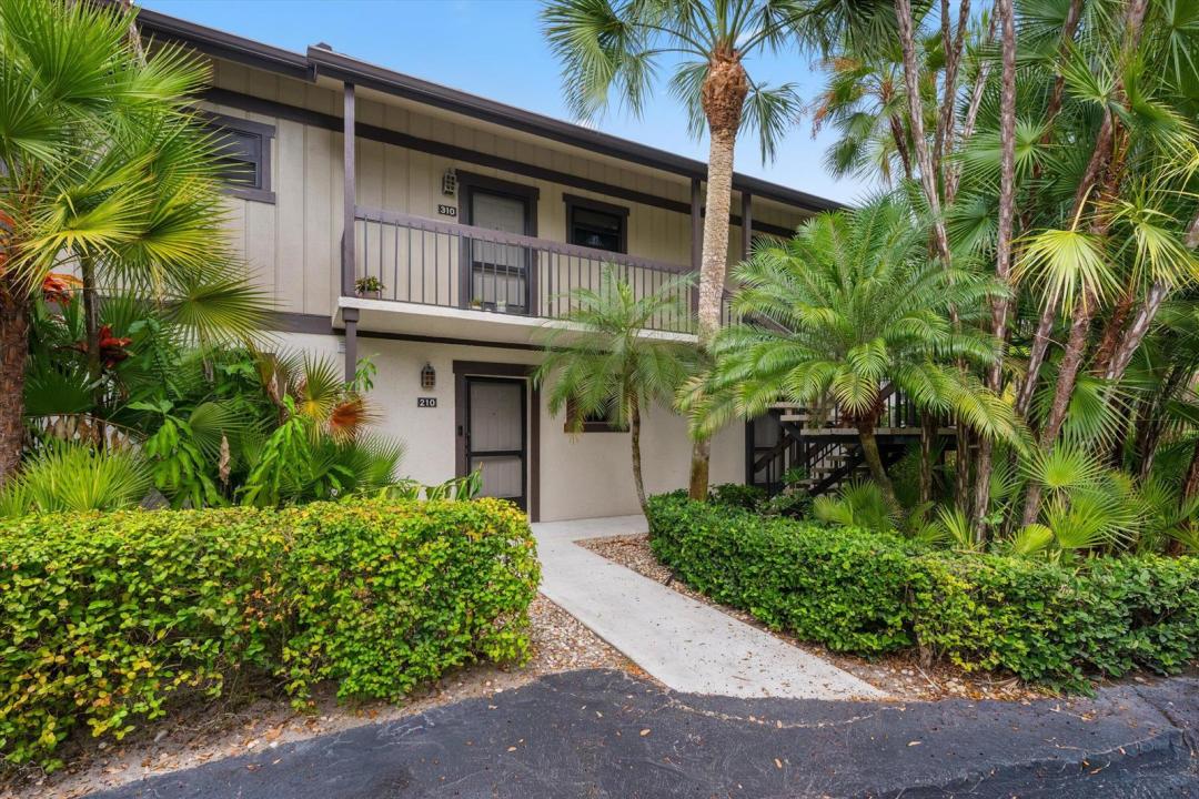 13334 Polo Club Road 211, Wellington, Florida 33414, Stati Uniti
