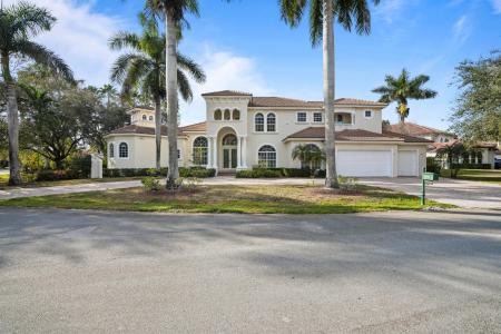 3201 E Stonebrook Circle, Davie, Florida 33330