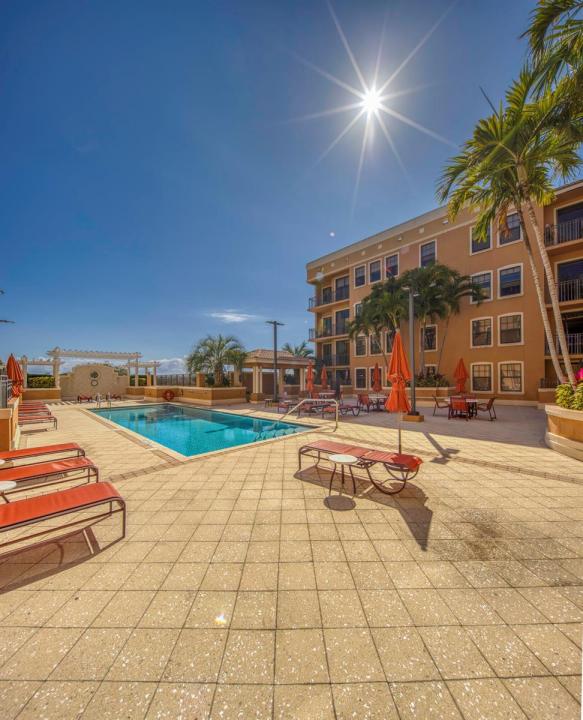 511 Lucerne Avenue 401, Floride 33460, États-Unis