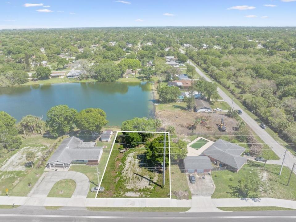 6204 Emerson Avenue, Fort Pierce, Florida 34951, Stati Uniti