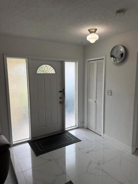 4150 NW 26th Street, Lauderhill, Florida 33313, USA