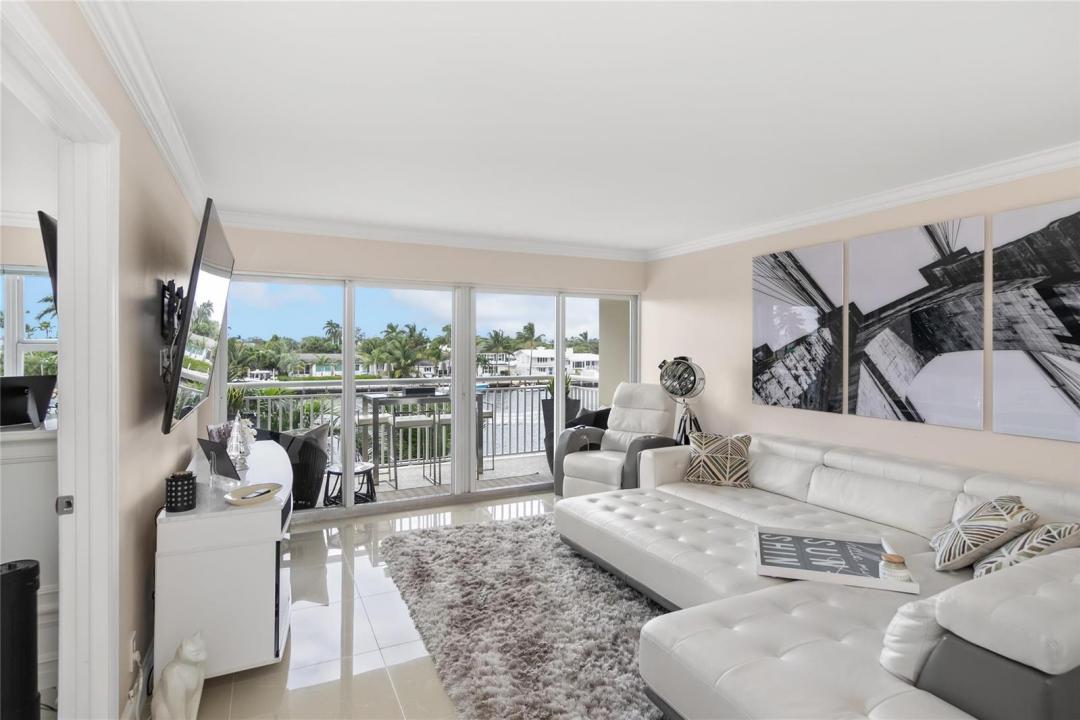 2611 N Riverside Drive 307, Pompano Beach, Florida 33062, Stati Uniti