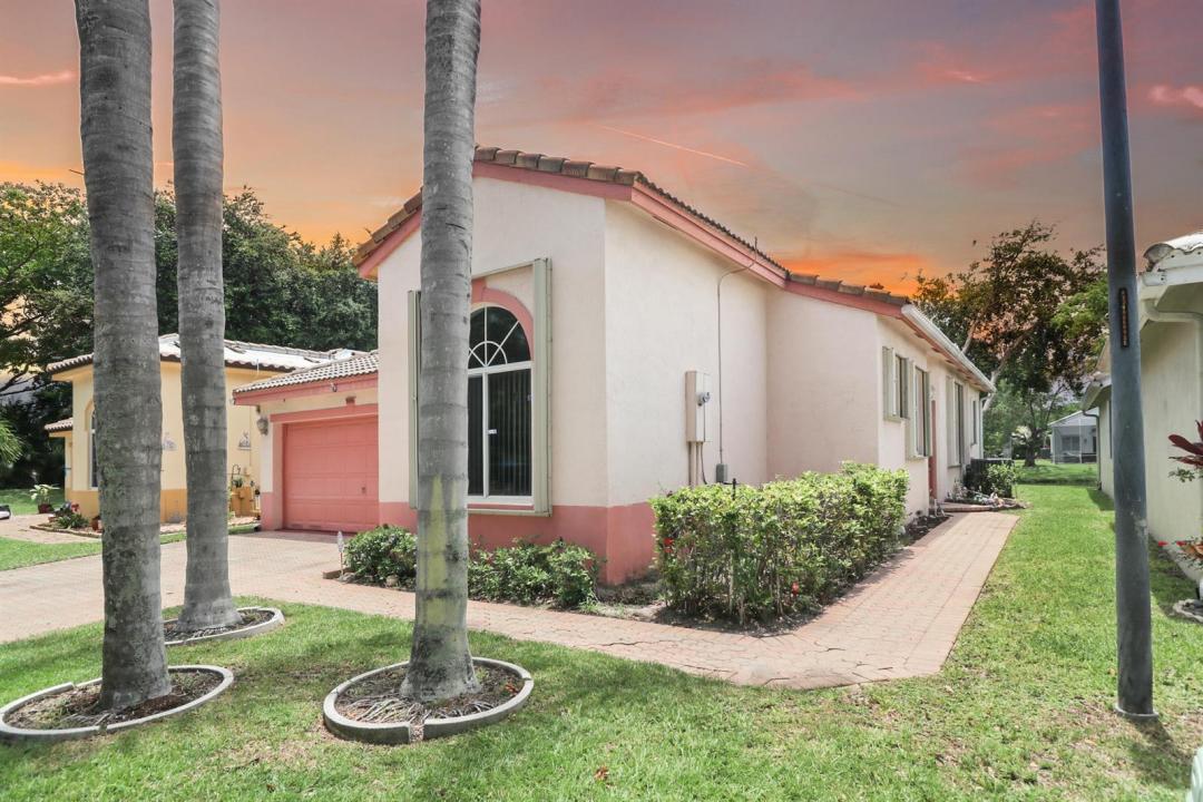 5006 Heron Court, Coconut Creek, פלורידה 33073, ארצות הברית של אמריקה