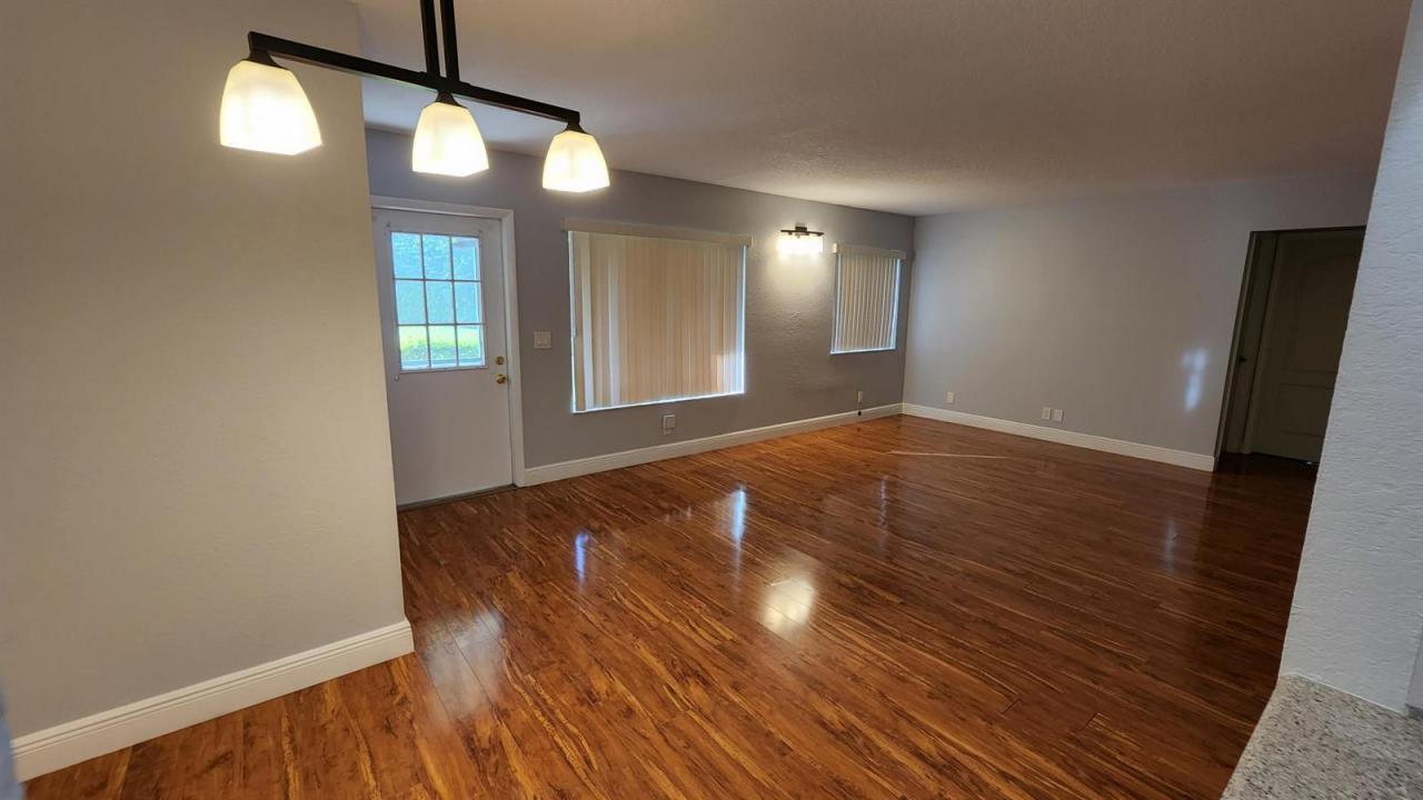 527 Shady Pine Way C1, Florida 33415, USA