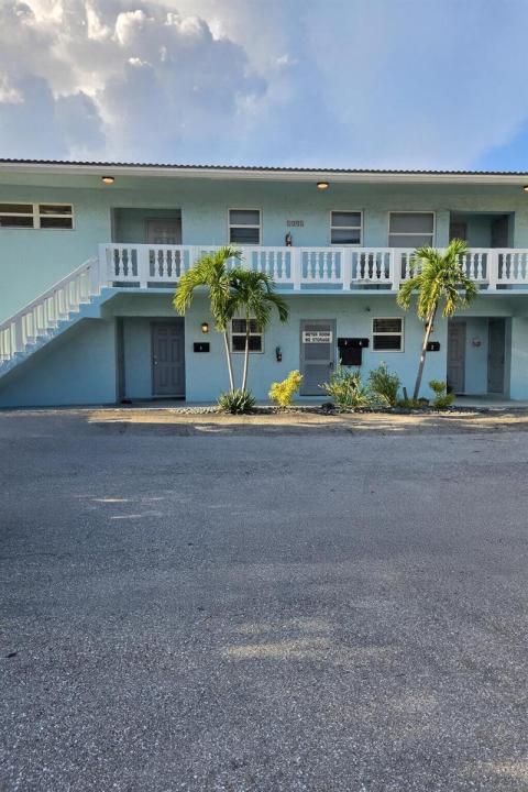 1001 SE 3rd Street 3, Deerfield Beach, Florida 33441, USA