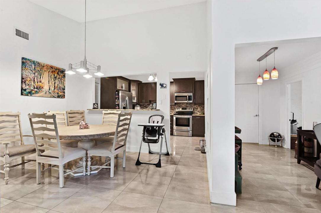 4383 Willow Pond Circle, West Palm Beach, Flórida 33417, Estados Unidos