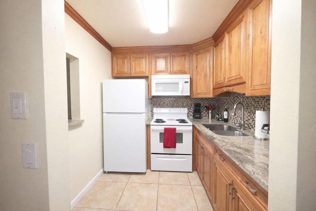 204 Kent L L, West Palm Beach, Floride 33417, États-Unis