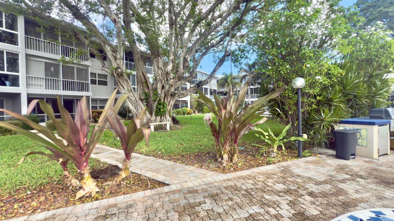 1200 SW 12th SW Street 305, Fort Lauderdale, Florida 33315, Amerika Birleşik Devletleri