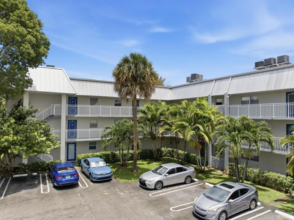 3000 Riverside Drive 201-1, Coral Springs, Floride 33065, États-Unis