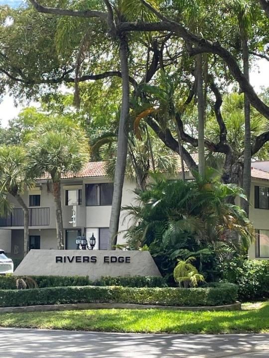 9537 SW 1st Court, Coral Springs, Floride 33071, États-Unis