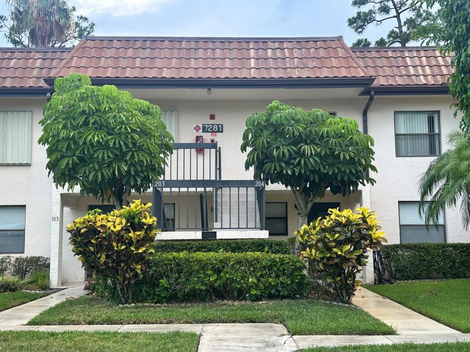 7281 Golf Colony Court 204, Lake Worth, Floride 33467, États-Unis