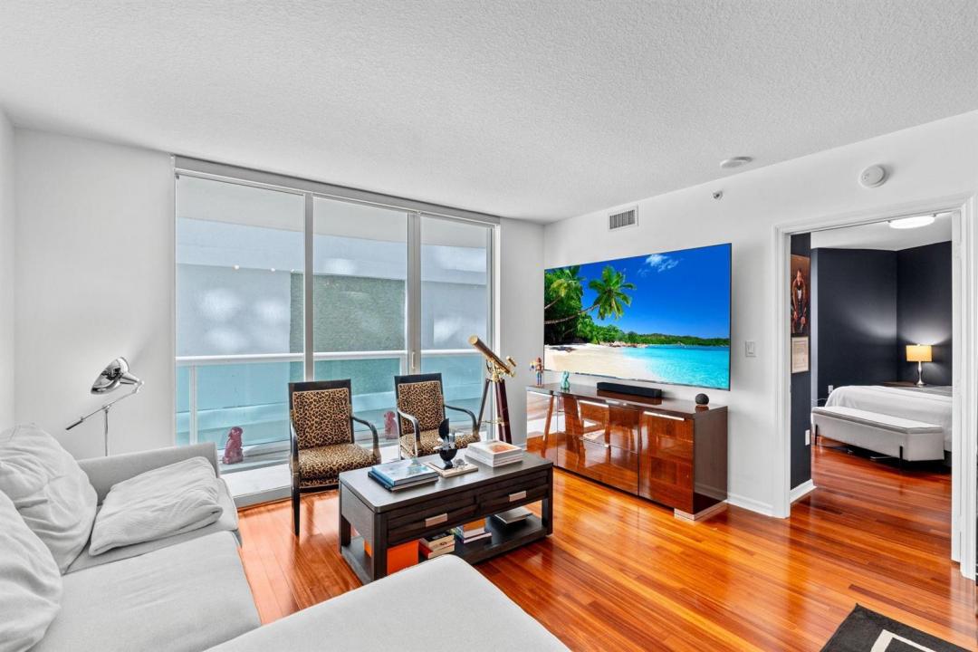 347 N New River Drive 606, Fort Lauderdale, Floride 33301, États-Unis
