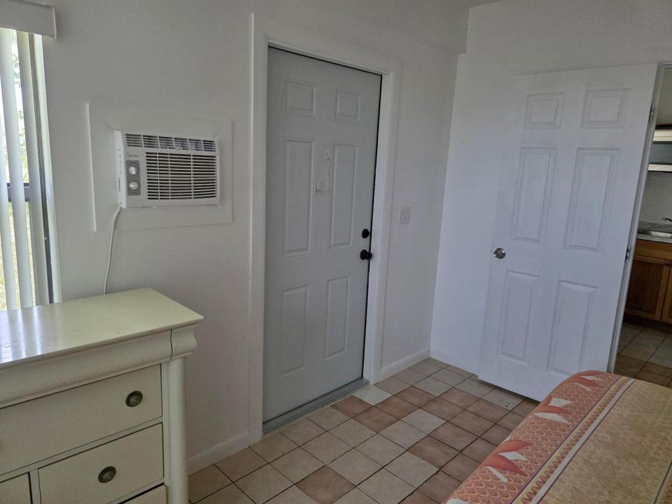 519 NW Marion Avenue A, Port St. Lucie, Florida 34983, Amerika Birleşik Devletleri