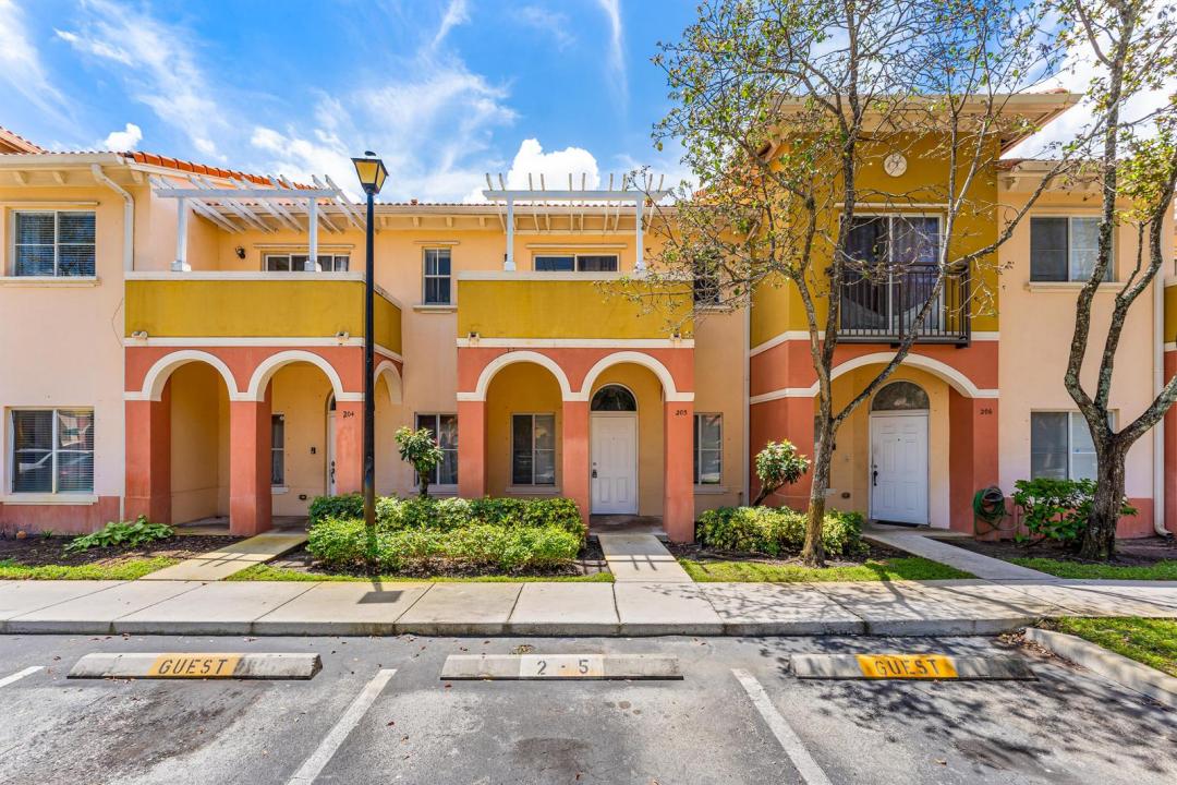 205 S Santa Catalina Circle 205, North Lauderdale, Florida 33068, Stati Uniti