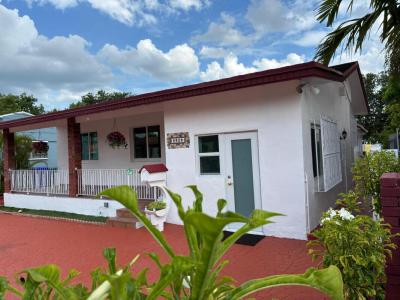 2828 SW 2nd Street, Miami, Florida 33135, Amerika Birleşik Devletleri