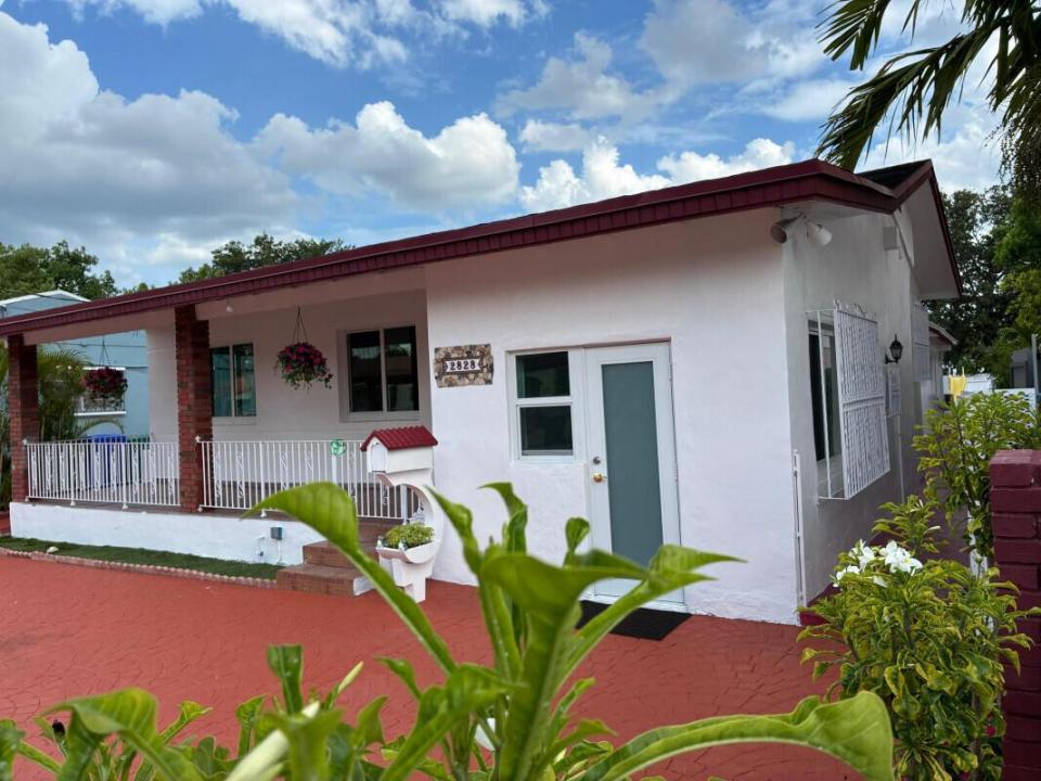 2828 SW 2nd Street, Miami, Floride 33135, États-Unis