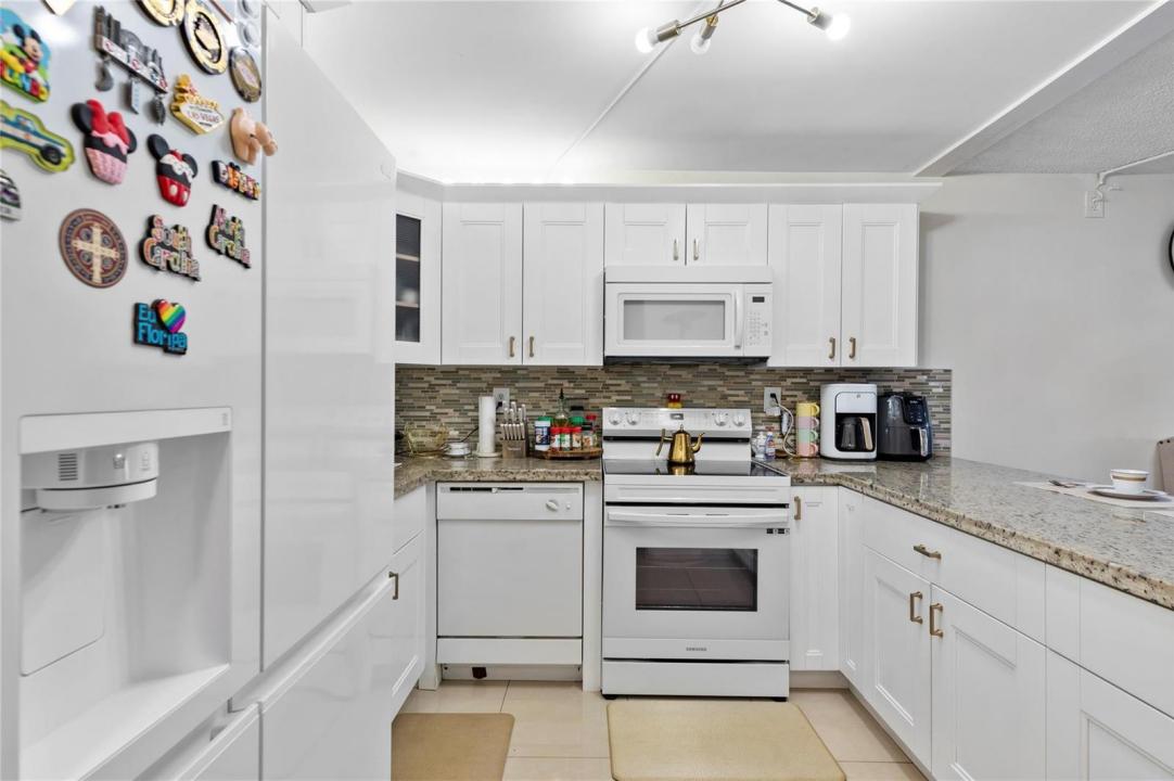 9300 SW 8th Street 102, Boca Raton, Floride 33428, États-Unis