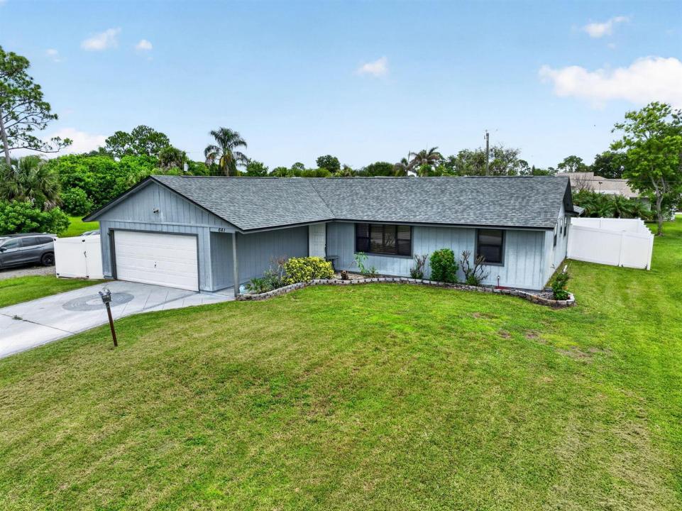 641 SE Streamlet Avenue, Port St. Lucie, 플로리다 34983, 미국